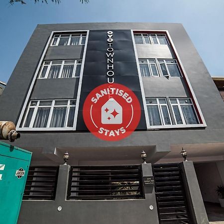 Oyo Townhouse 086 Pankha Road Hotell New Delhi Eksteriør bilde